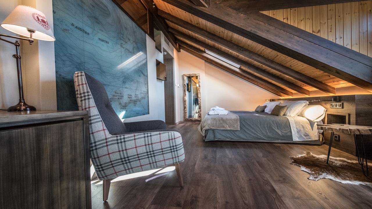 Hotel Boutique La Neu Бенаске Екстер'єр фото