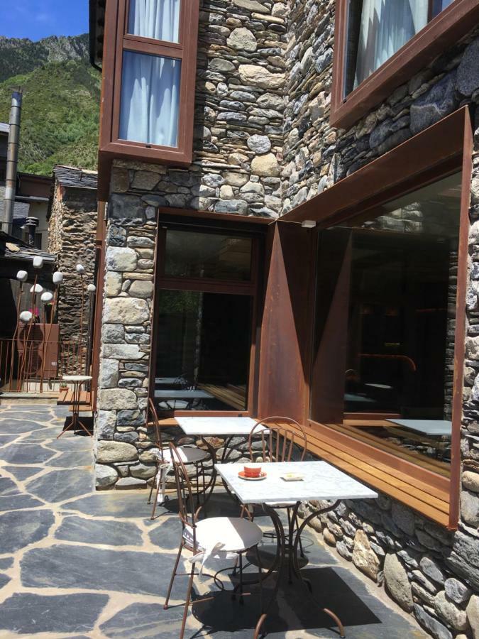 Hotel Boutique La Neu Бенаске Екстер'єр фото